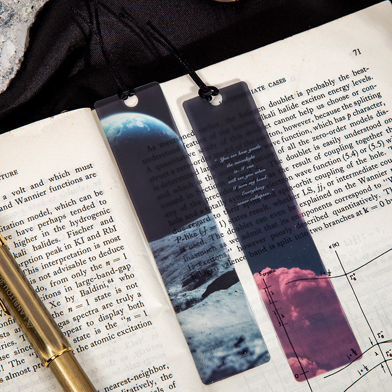 5PCS Space Roaming Matte PET B - Dried Flower Bookmark recension och pris