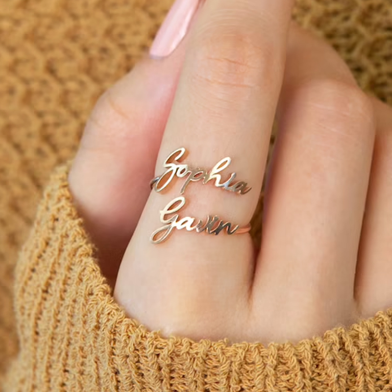 Custom Double Name Rings for W - Initial Ring Custom recension och pris